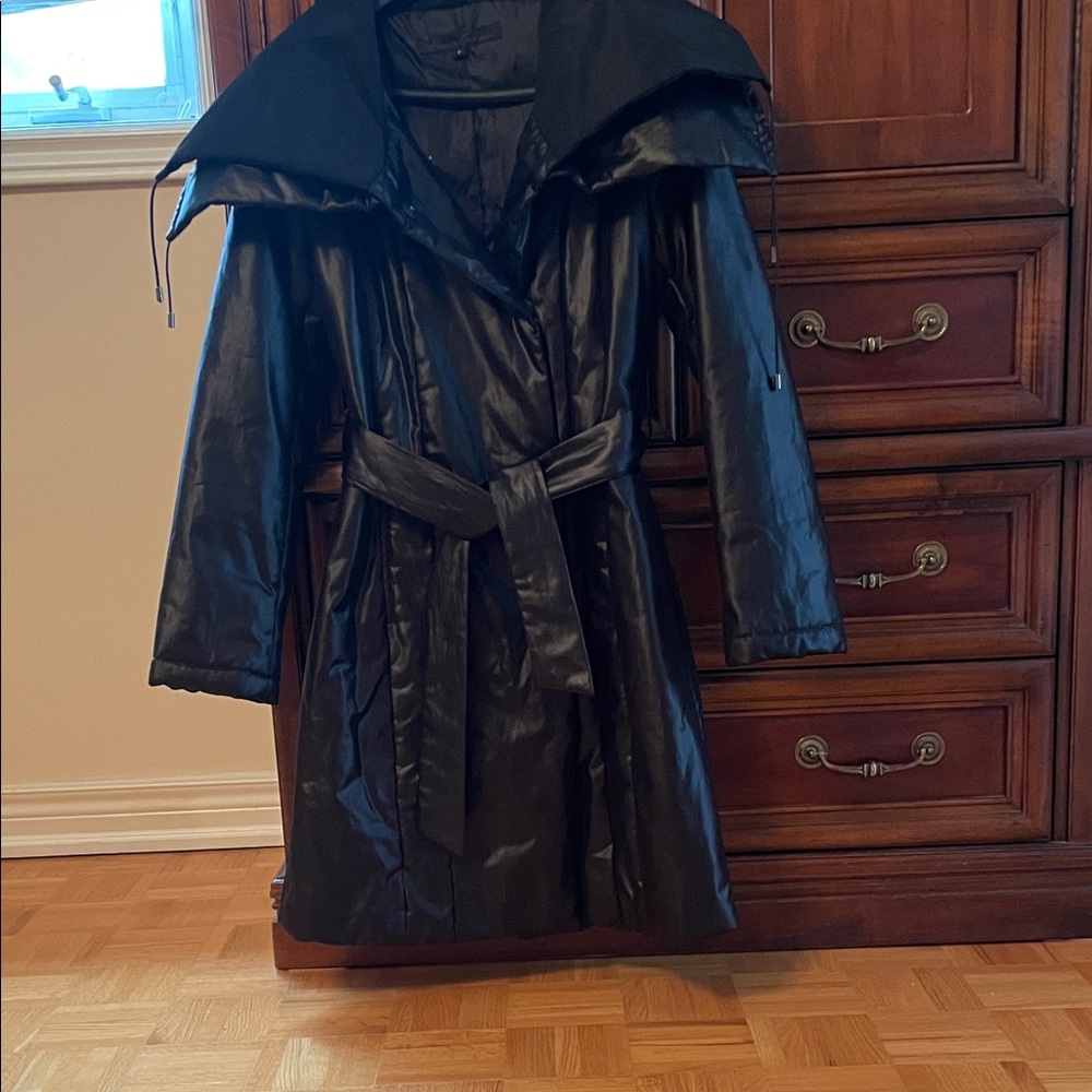 Kenneth Cole Elegant Black Coat